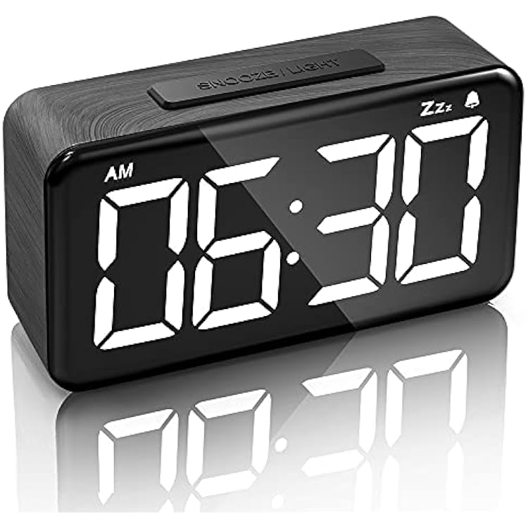 LEERON Alarm Clock Digital Alarm Clocks for Bedrooms Heavy Sleepers LED Small Bedside Desk Alarm Clock with Adjustable Brightness Dimmer Wood Grain Clock with USB Charge