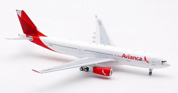 1:200 Avianca Airbus A330-200 N968AV wStand
