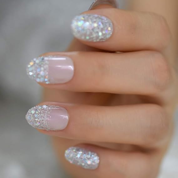 EchiQ Holographic Silver Glitter Press On Nails Short Style Daily Wear Nude Pink Lady False Nails Oval Shape Nail Art Tips