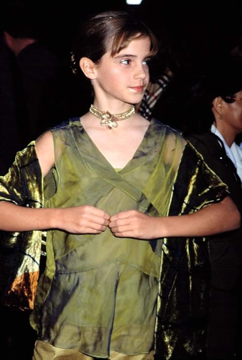 Posterazzi Poster Print Collection EVCPSDEMWACJ001 Emma Watson at Premiere of Harry Potter & The Sorcerer'S Stone Ny 11112001 by Cj Contino Celebrity (8 x 10)