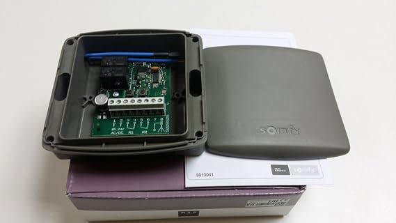 Somfy Standard RTS Receiver. 2-Channel 433,42Mhz, 24 Vdc/Vac for All Somfy RTS remotes. Catalogue Number: 2400556/1841022
