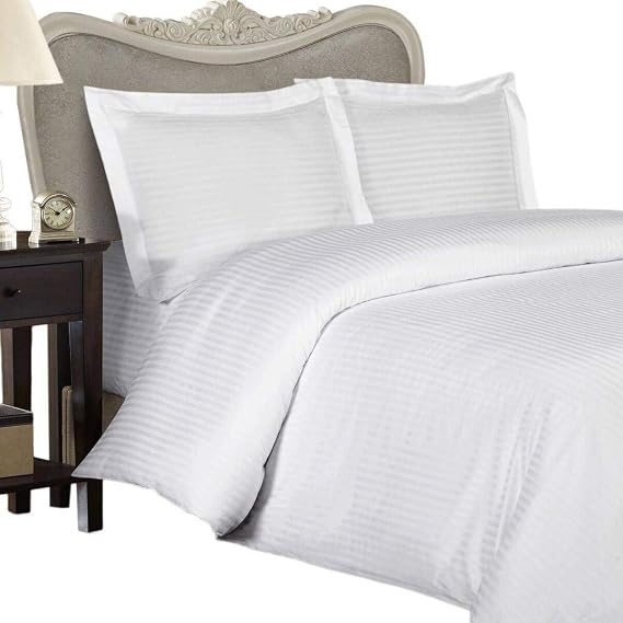 Luxurious 300 Thread Count Queen White Damask Stripe Pillow Case, Set of 2