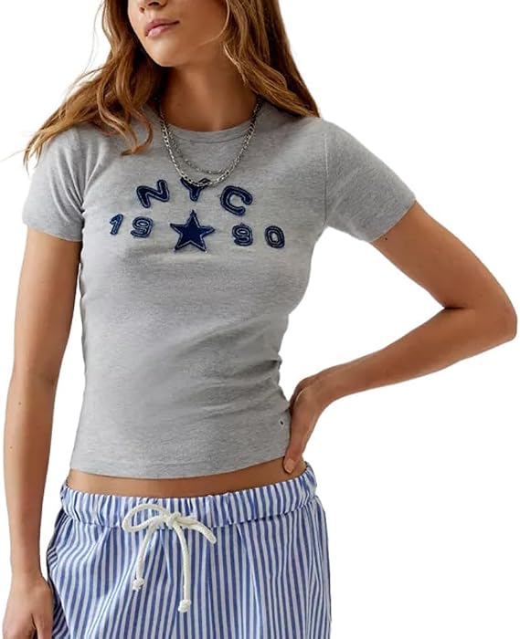 Retro Graphic Baby Tees Women Y2K Short Sleeve Crewneck Vintage Aesthetic Crop Tops Teen Girls Summer Slim Shirts