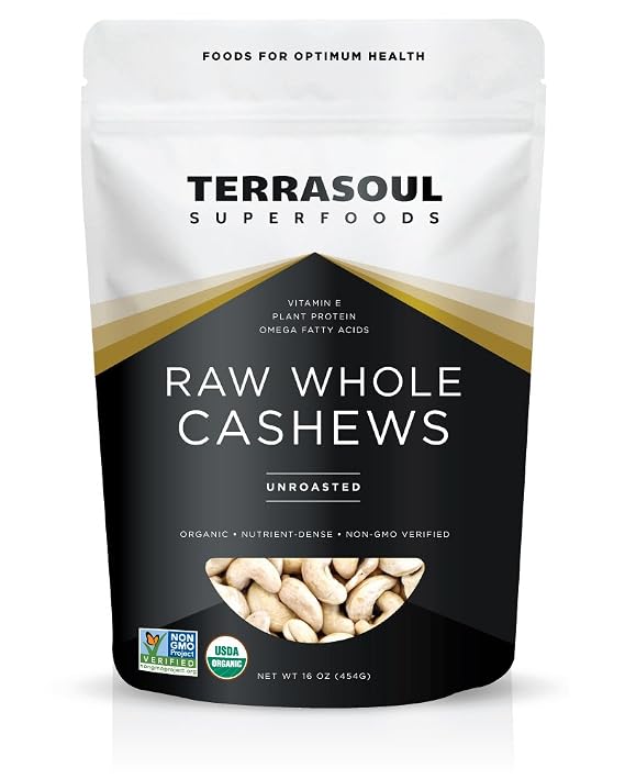 Terrasoul Superfoods Organic Raw Cashews, 16 Oz, Premium Quality for Snacking, Baking, and Culinary Creations