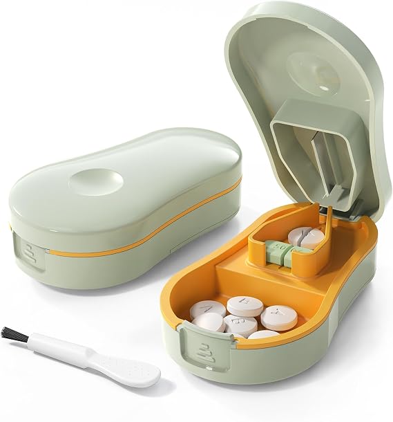 Pill Cutter Splitter for Small and Tiny Pills - 1/2 Accurately Cuts -Easy Open Snap Button.Wrap-Around Blade Guard Prevents Cuts. Detachable V-Shaped Pad. Back Storage(Green)