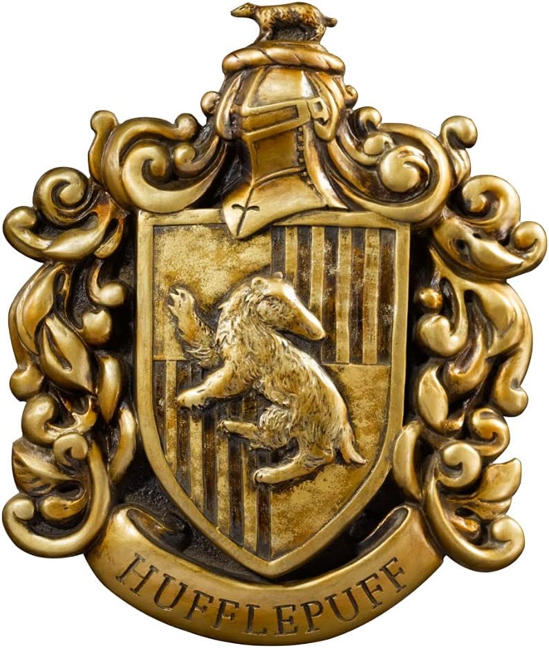 The Noble Collection Harry Potter Hufflepuff Crest Wall Art - 11in 28cm Elegant Gold Resin Wall Plaque - Officially Licensed Film Set Movie Props Gifts