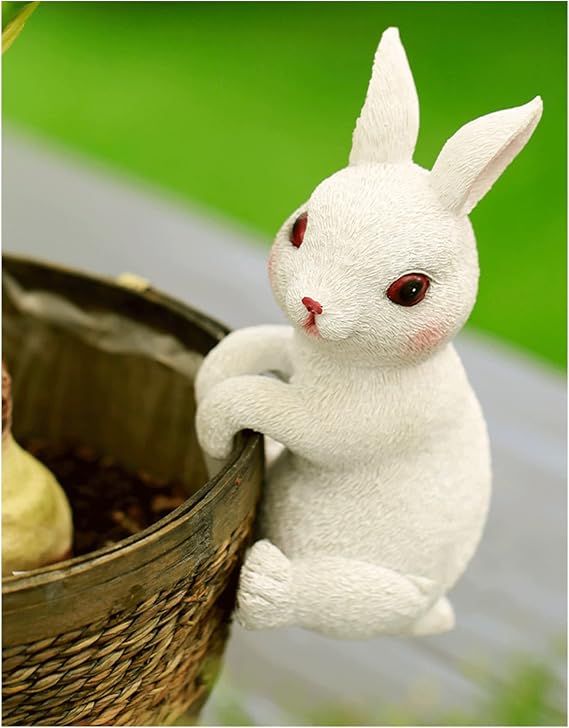 Miniature Resin Gnome Figurine,Garden Animal Gnomes Statues Decorations,Funny Creative Garden Statue Decoration for Novelty Gift, Garden Decor for Outdoor Indoor Yard Lawn Porch Ornament Decor