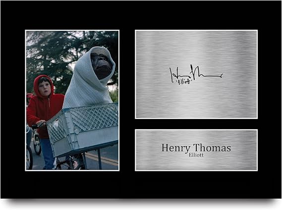 HWC Trading A4 Henry Thomas ET Gifts Printed Signed Autograph Picture for Movie Memorabilia Fans