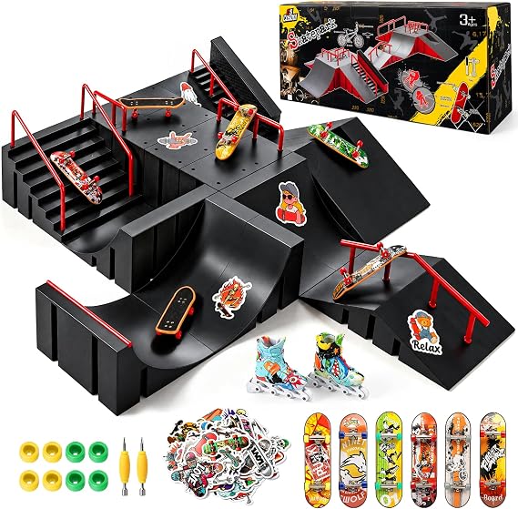 CS COSDDI 14in1 Fingerboard Park, 6 Skateboards, Skates& Stickers