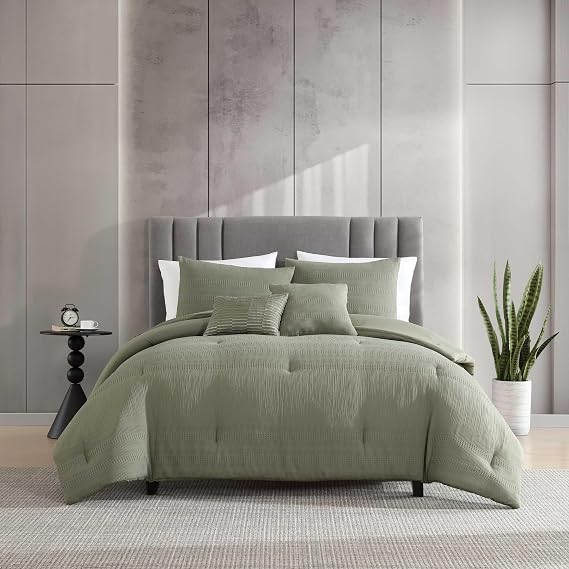 Kenneth Cole - King Size Comforter Set with Matching Shams