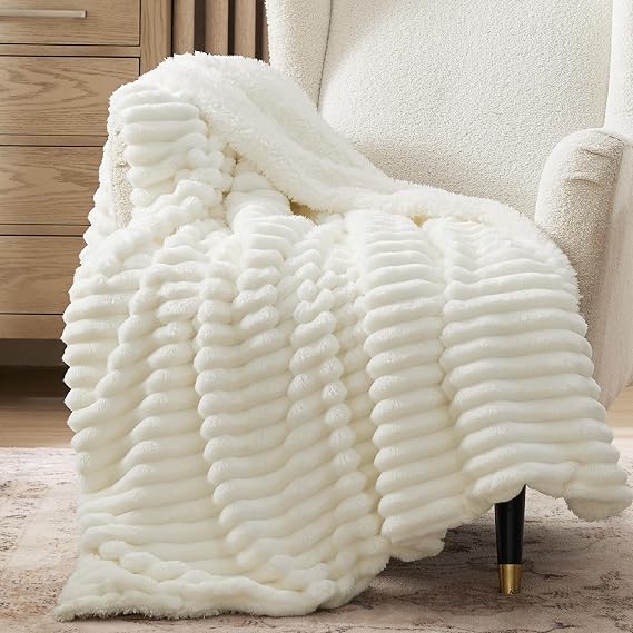Bedsure Soft Sherpa Blanket Fluffy White Gift Twin 60"x80"